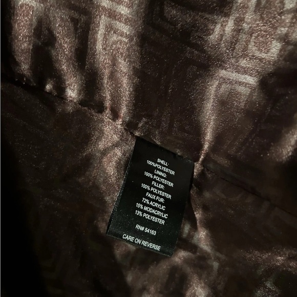 Ivanka Trump Womens Winter Wine Color Faux Fur Lined Hood Quilted Parka M NWT - Picture 11 of 16